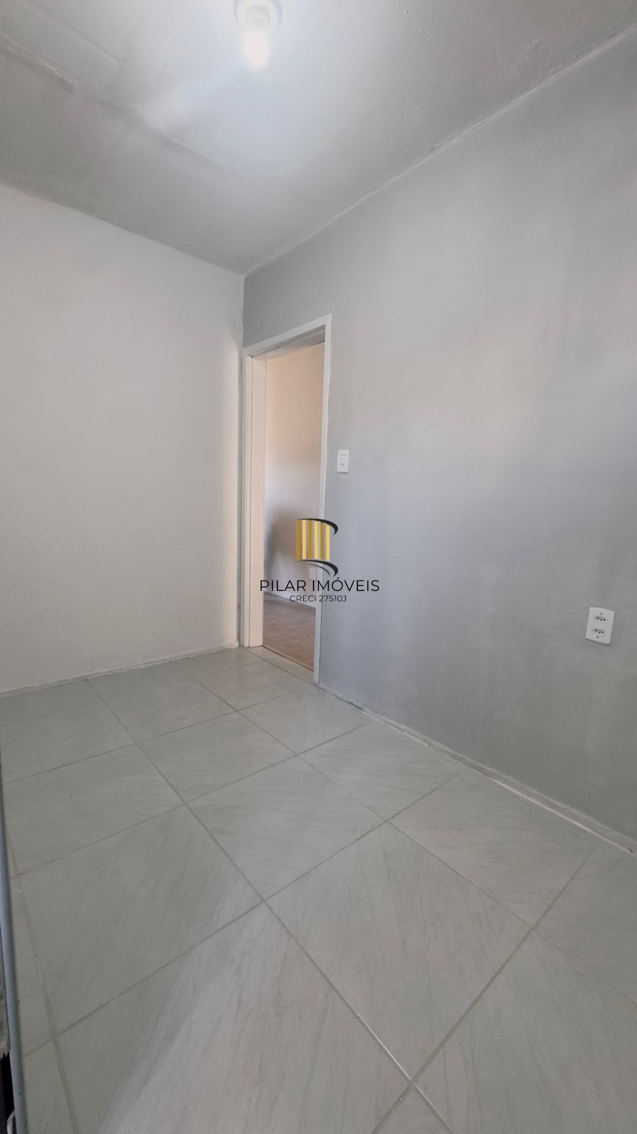 Lindo apartamendo de 2 dormitórios localizado no bairro restinga