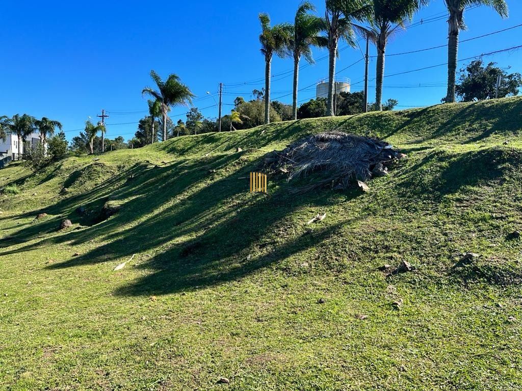 Terreno com 400 m² no bairro Aberta dos Morros