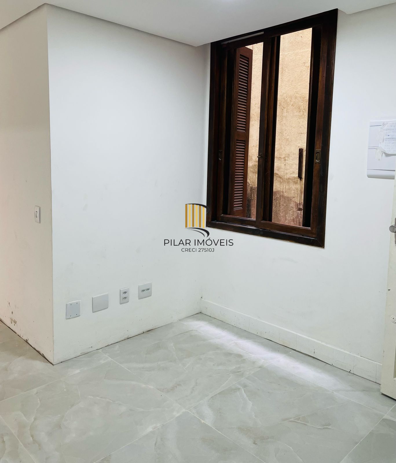 Apartamento Bairro centro- 3 dormitórios ,Sendo 1 suíte.