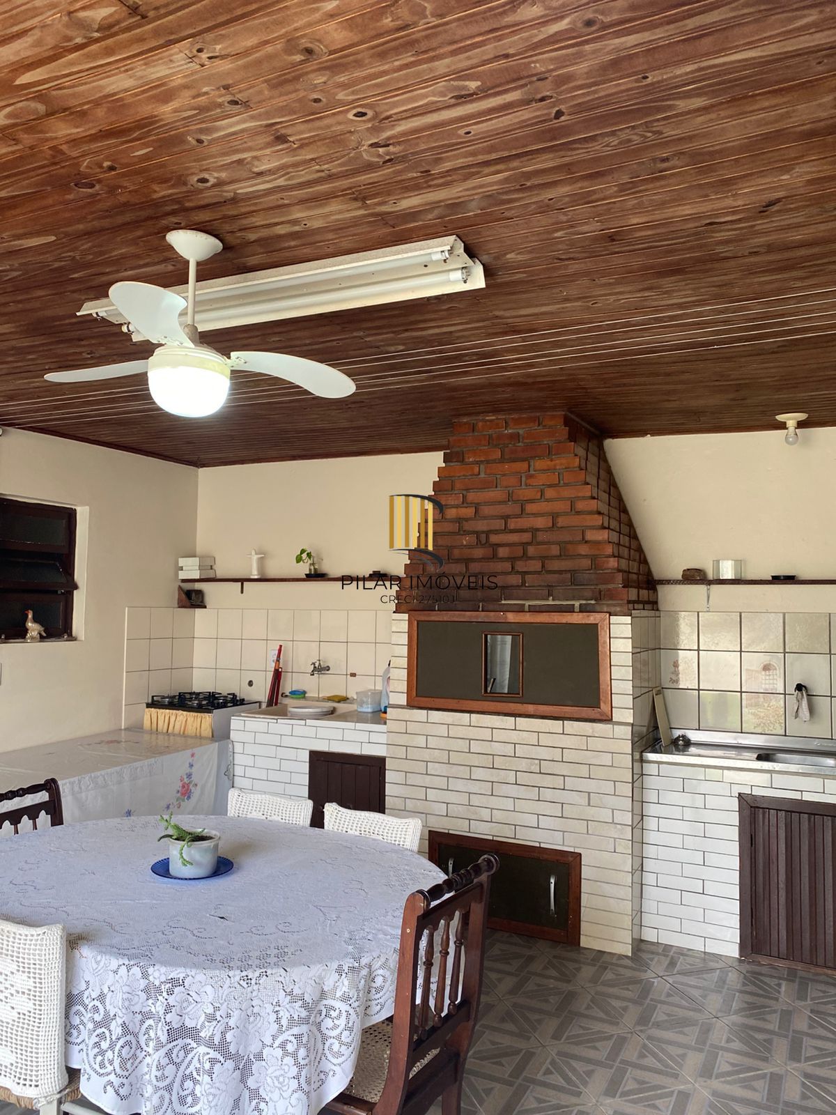 Casa em Cidreira com 4 dormitorios