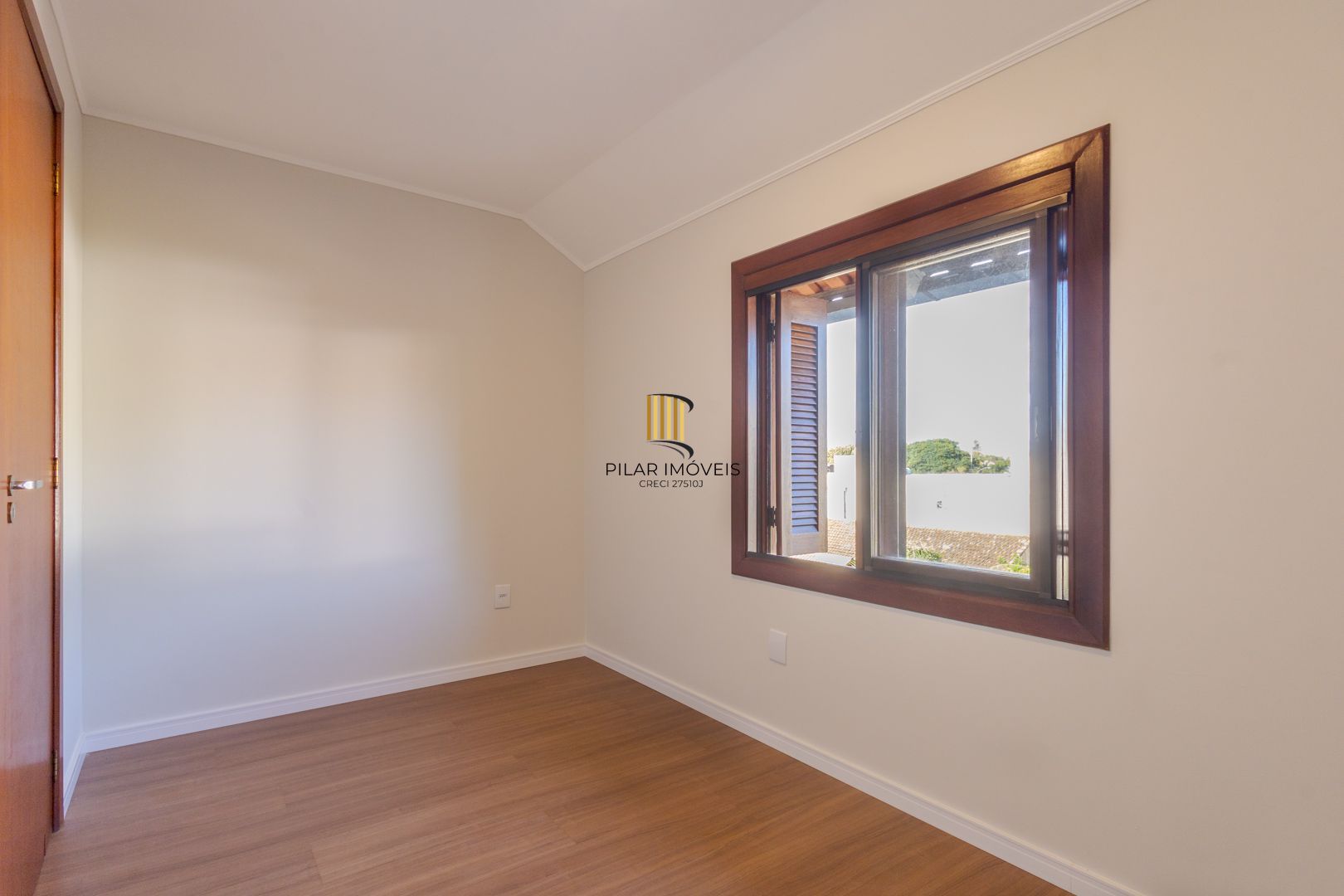 Excelente casa 3 dormitórios Bairro Tristeza