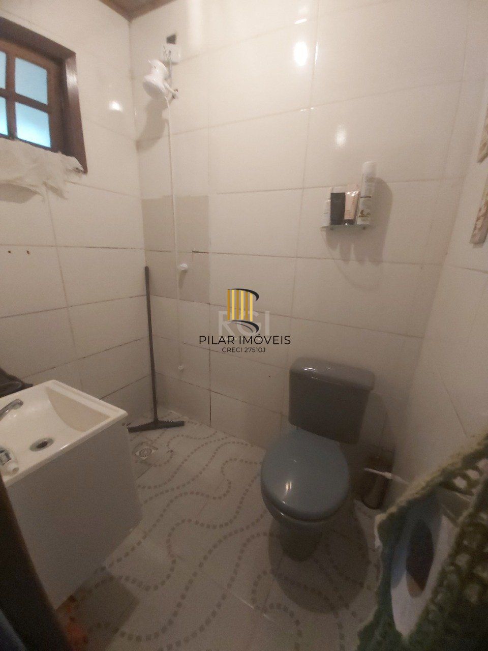 CASA NO TARUMÃ - 2 DORMITÓRIOS