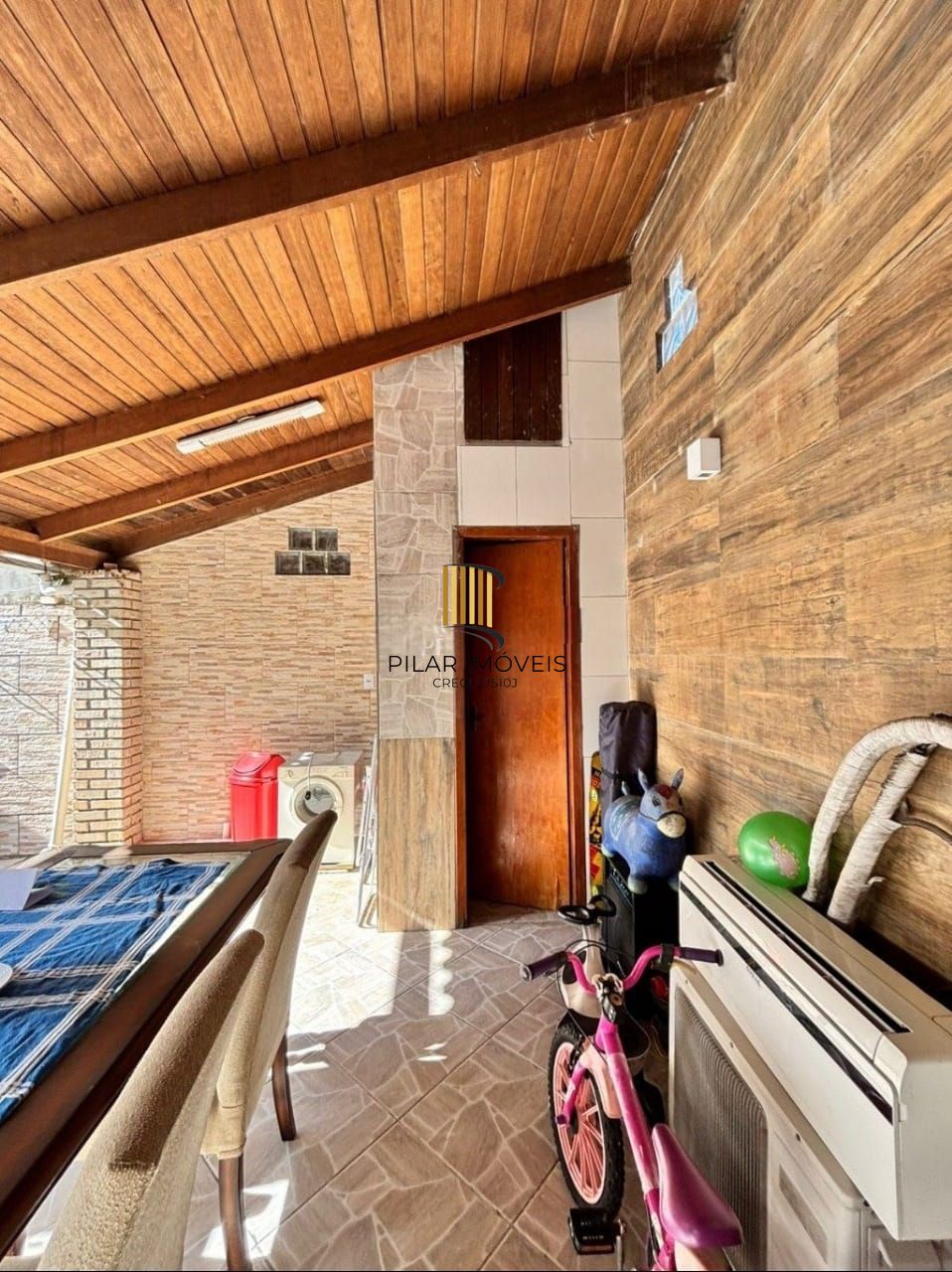 Casa 2 dormitórios Bairro Hípica - Zona Sul