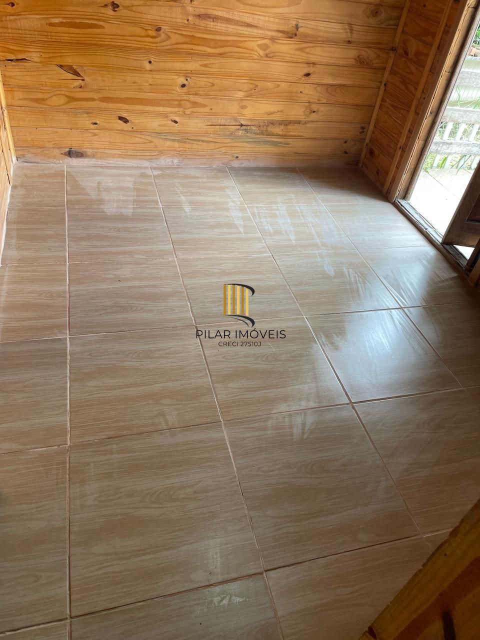 Casa com 2 Dormitórios  em Belém Novo