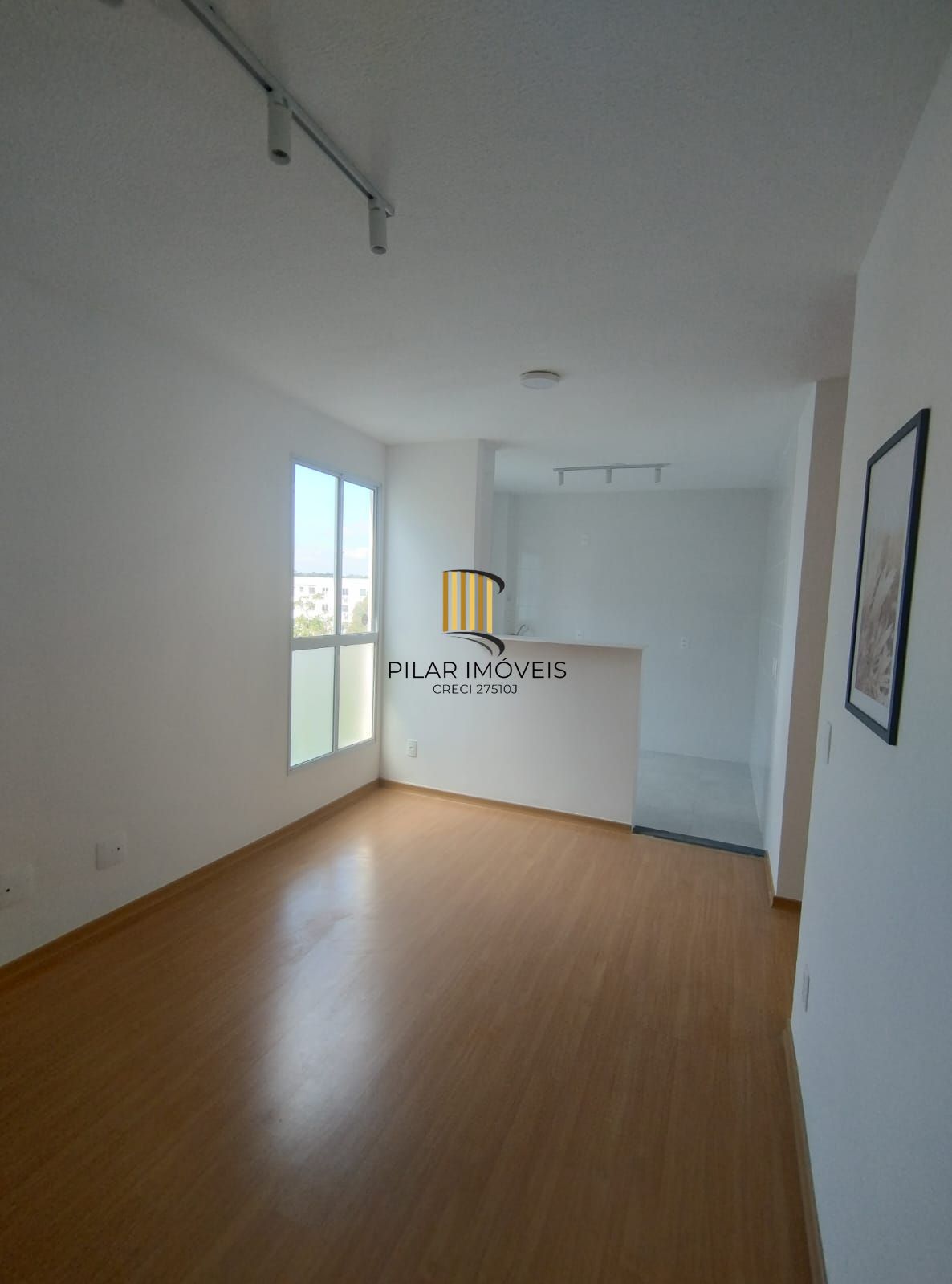 Apartamento de 2 Dormitórios Localizado na Av.Protasio