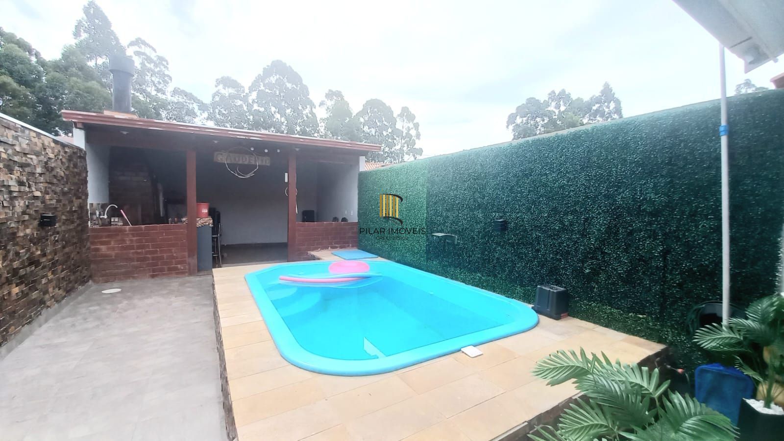 Casa no bairro Restinga - 2 dormitórios