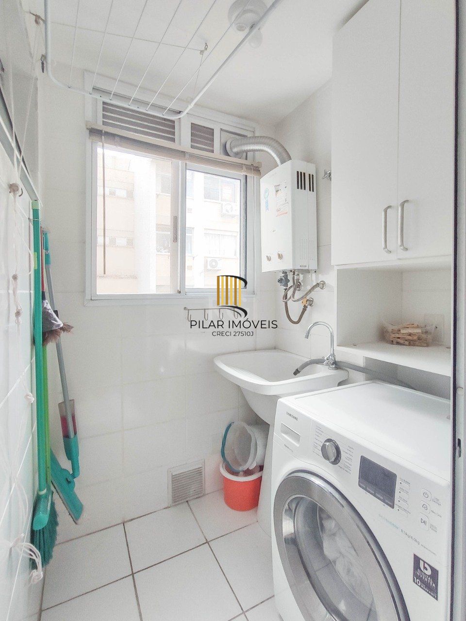 Apartamento no bairro Cristal - 3 dormitórios