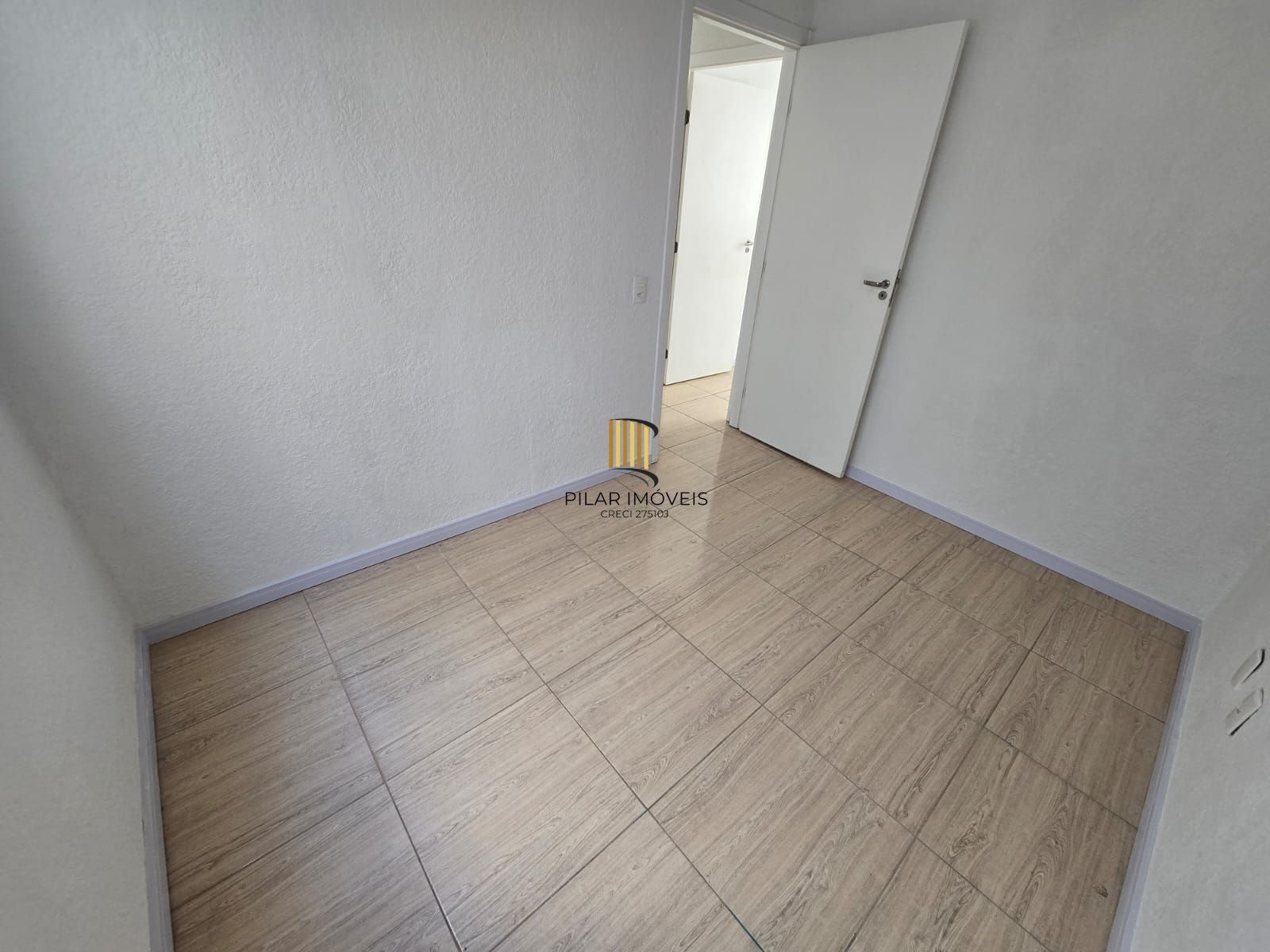 Apartamento no bairro Restinga - 2 dormitórios
