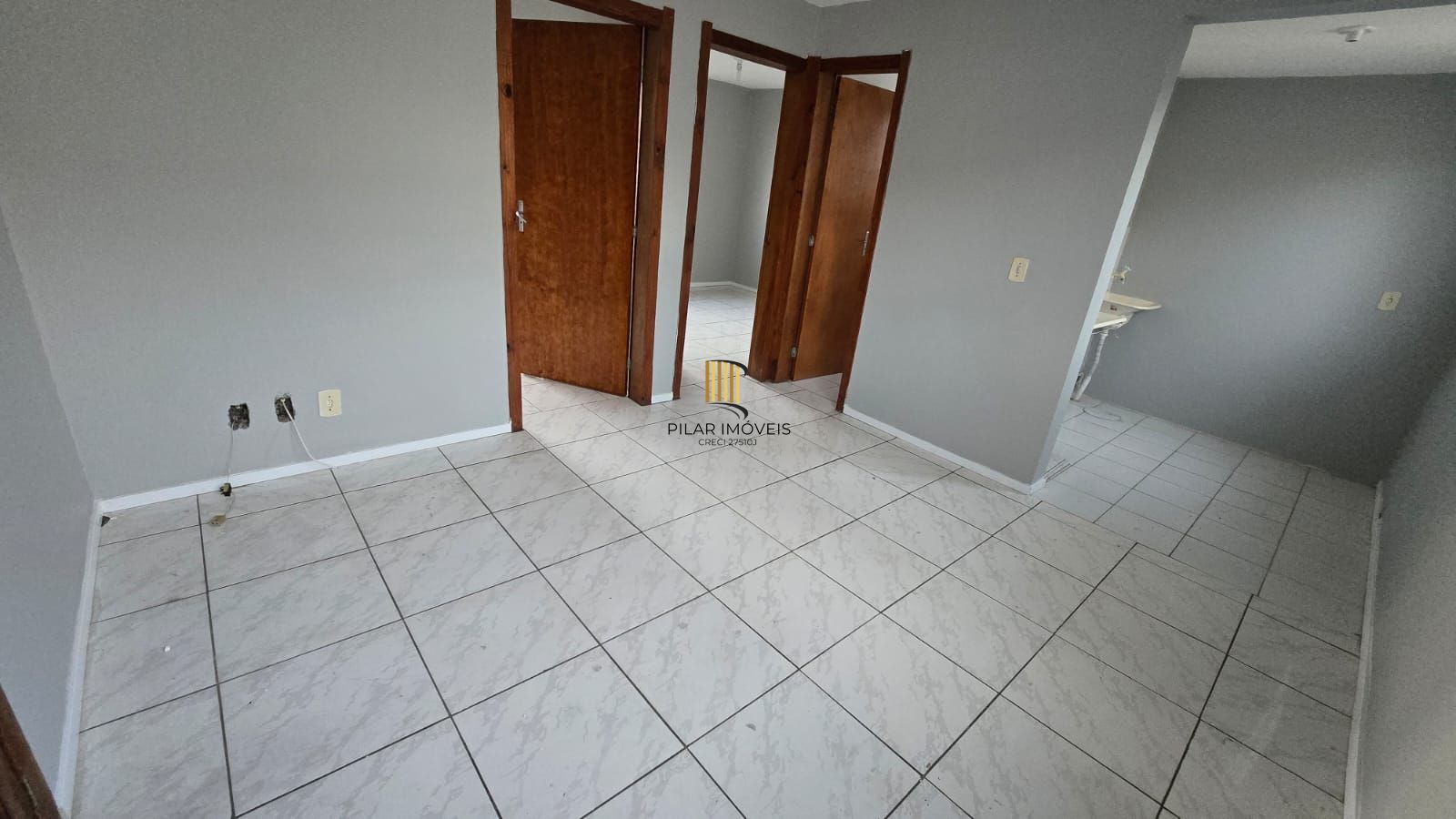 Apartamento no bairro Ipanema, 3 dormitórios - 1 suíte - 2 vagas