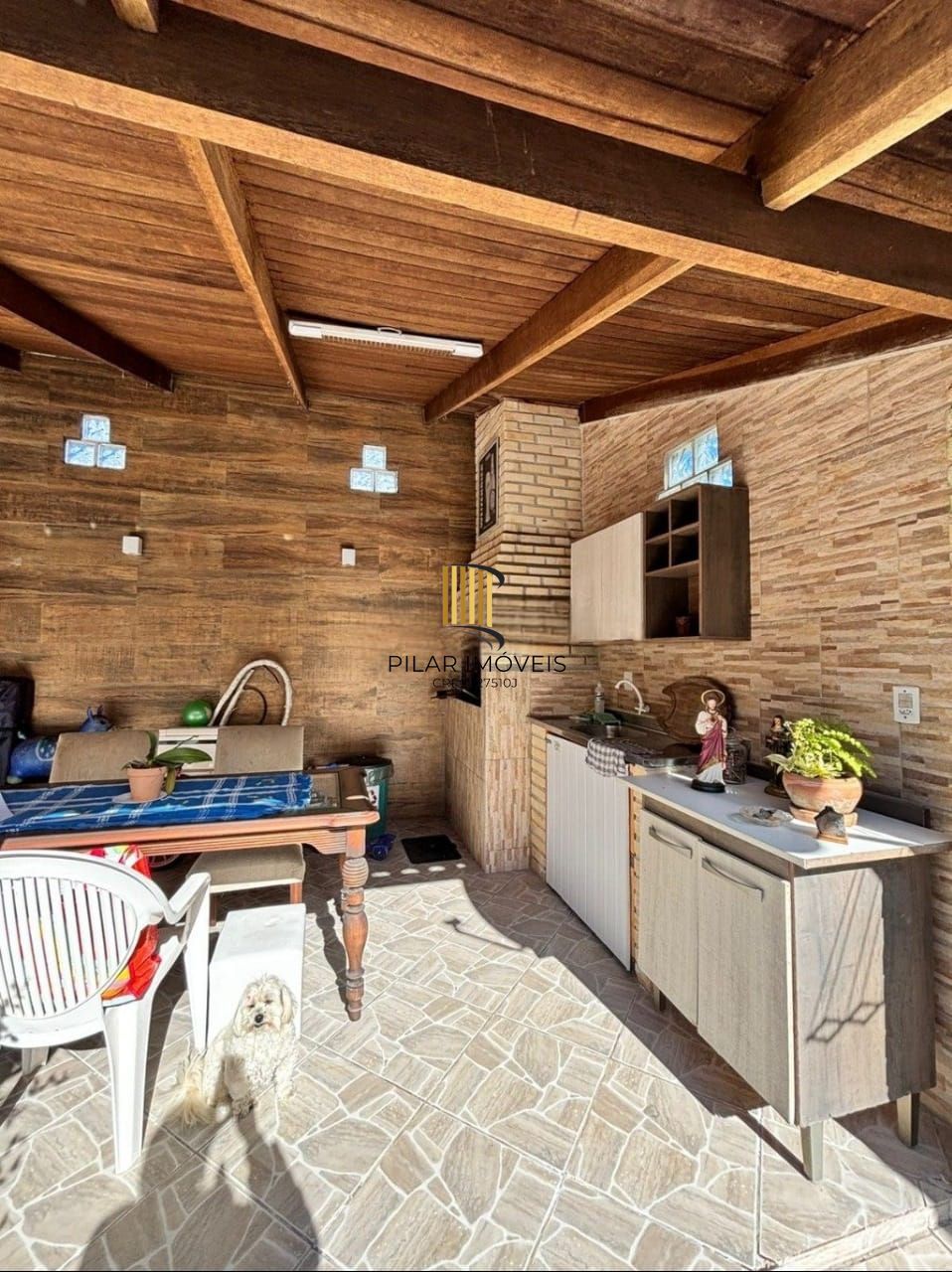 Casa 2 dormitórios Bairro Hípica - Zona Sul