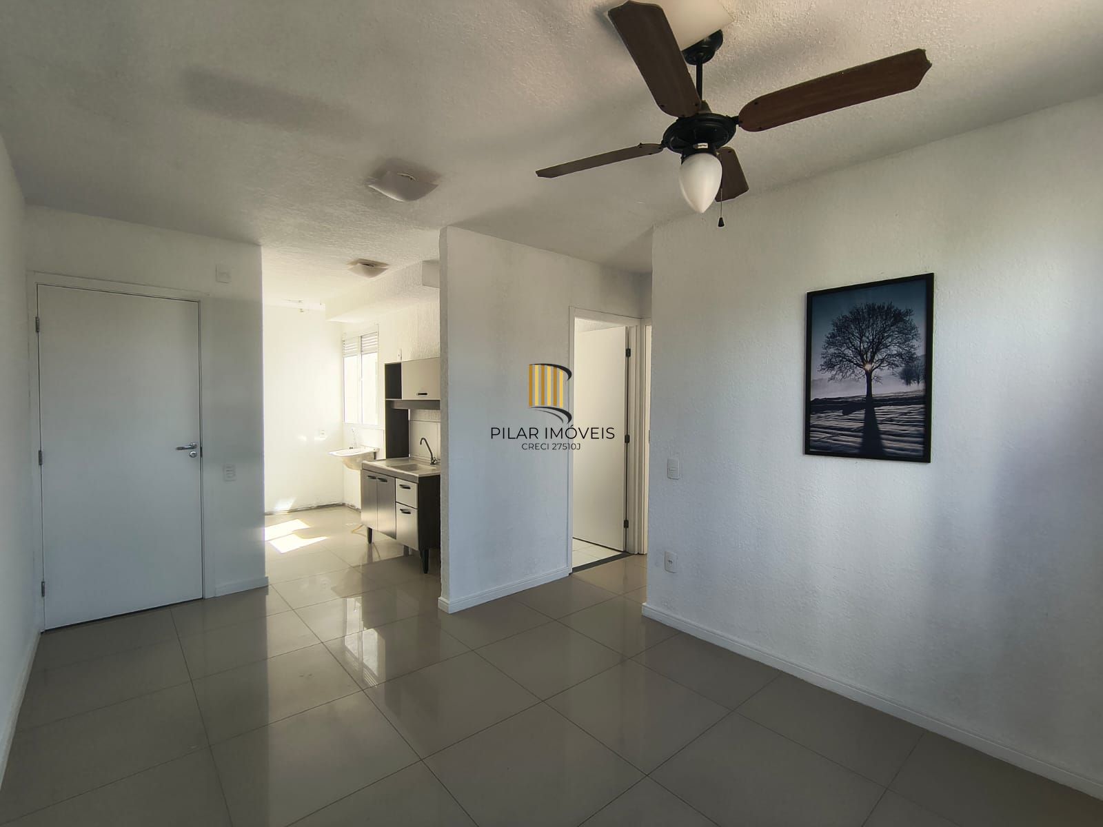 Apartamento de 2 dormitórios na Restinga