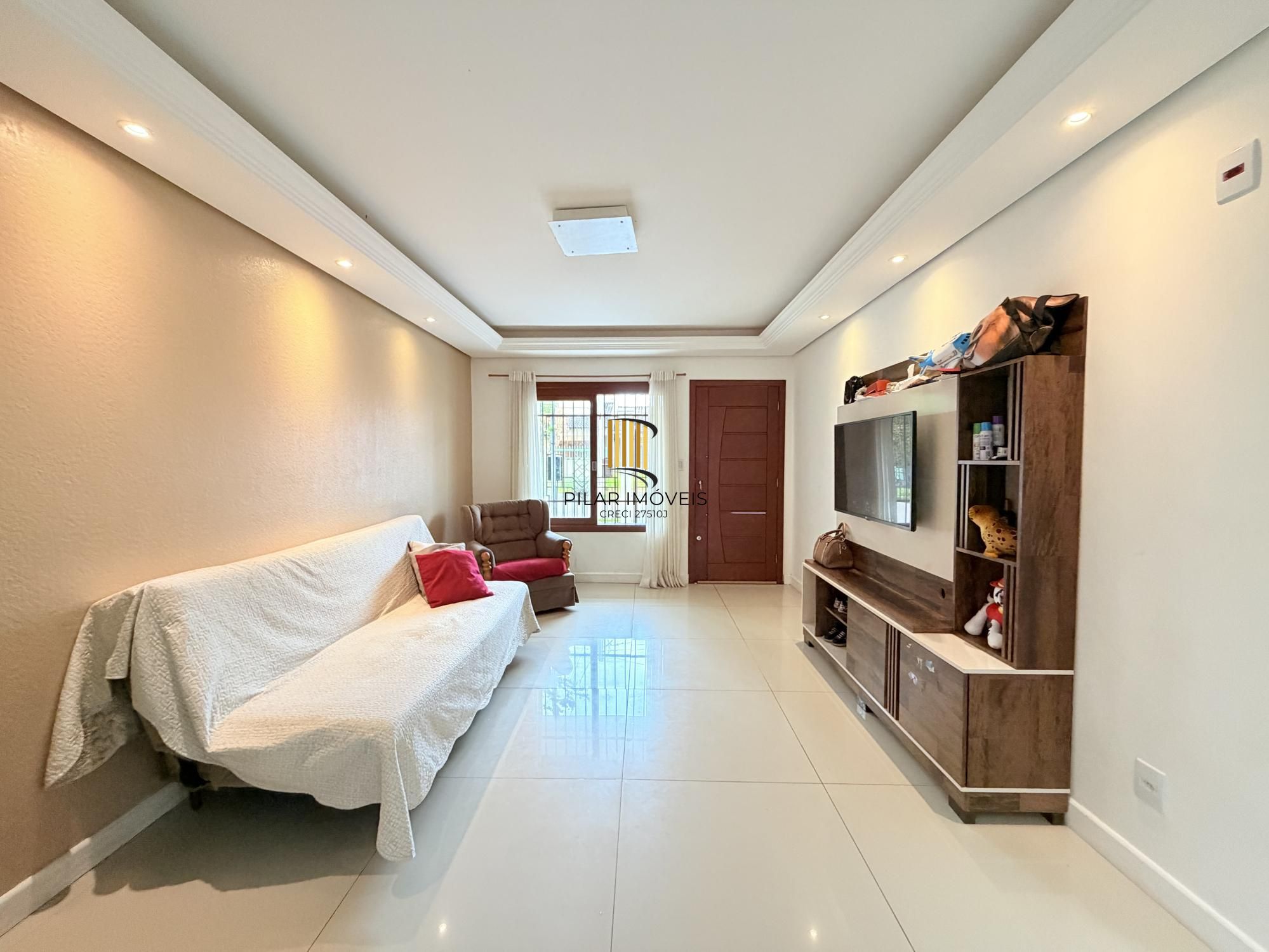 Casa de 2 dormitórios na hípica