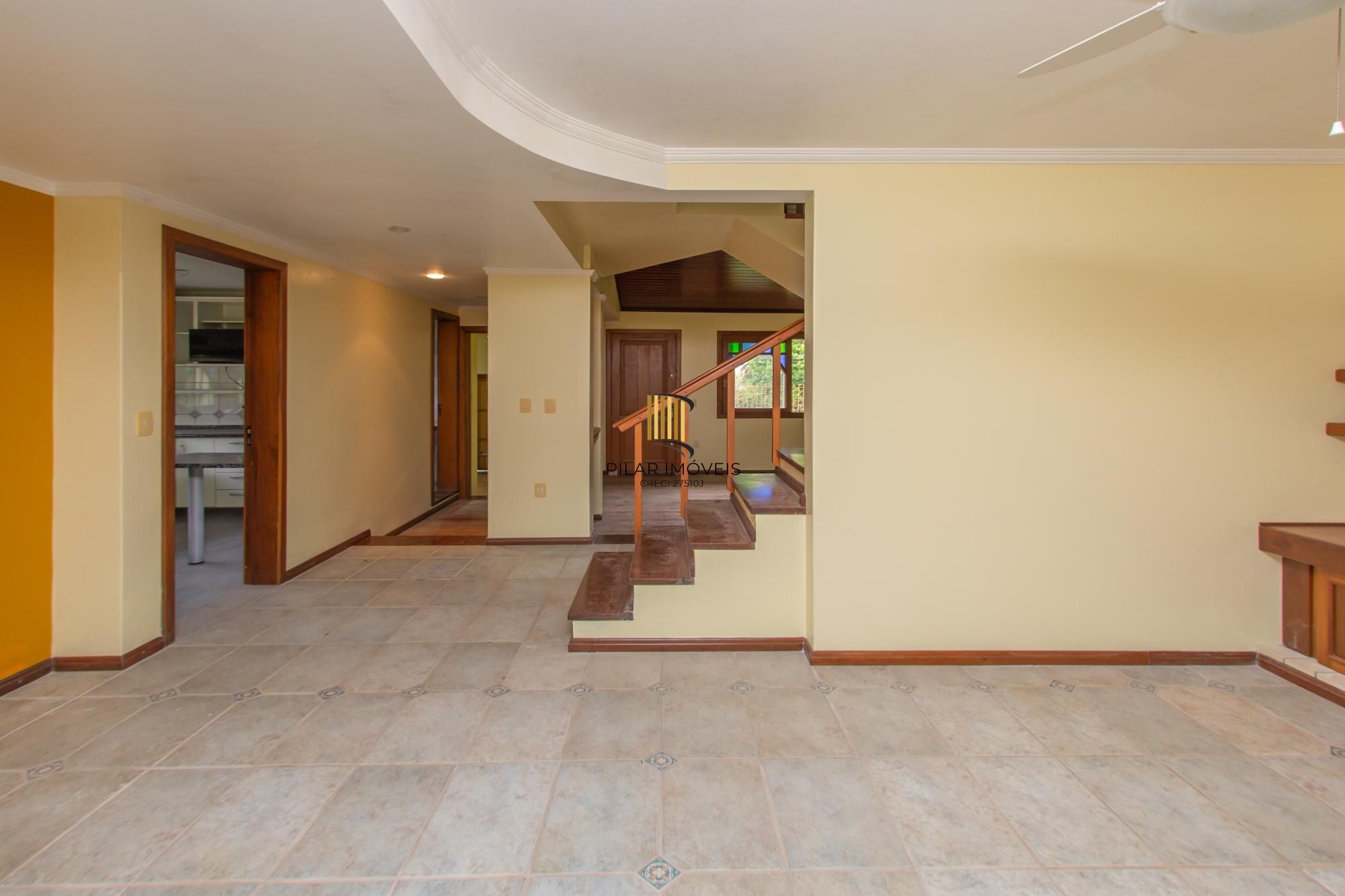 Casa com 3 quartos e 185m² à venda em Vila Nova