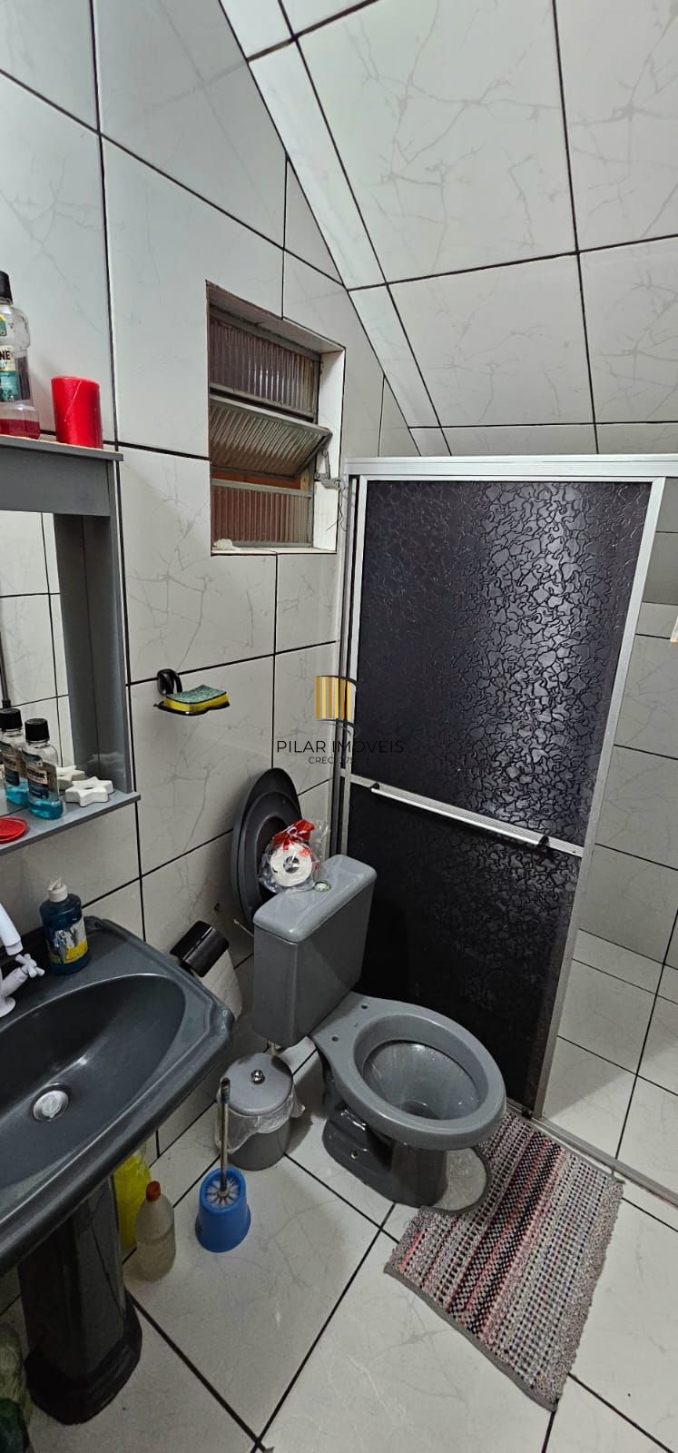 Casa no bairro Restinga - 3 dormitórios