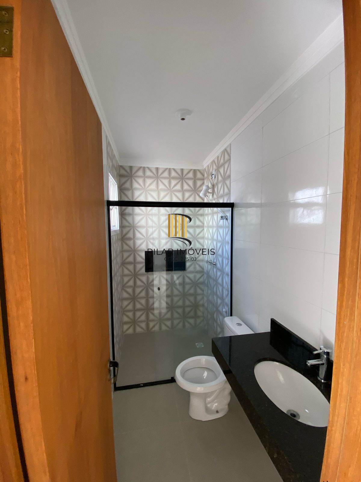 Linda Casa térrea de 2 Dormitórios sendo um suite Localizada no Ipanema Residence Park