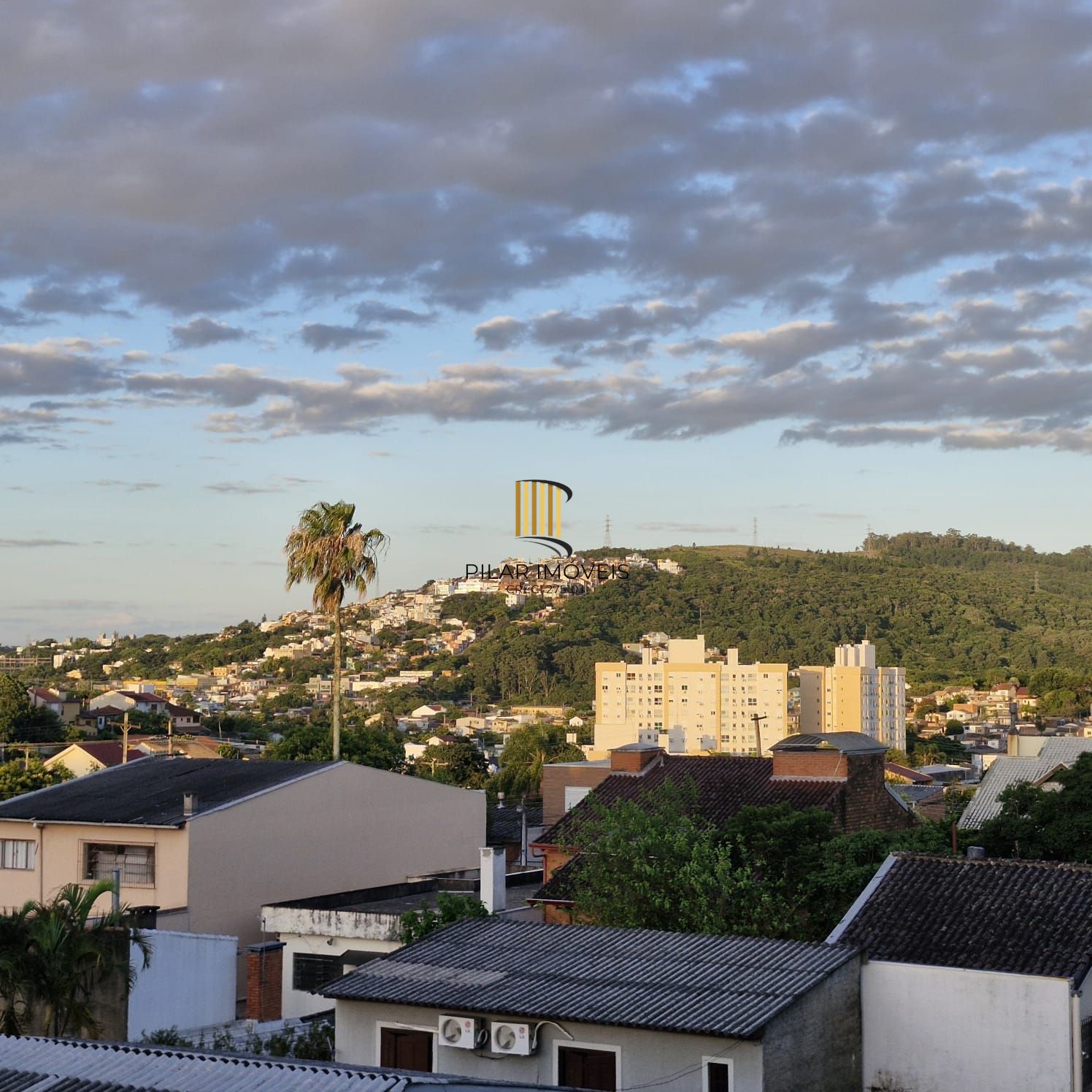 Apartamento de 2 dormitórios semi mobiliado no Bairro Camaquã