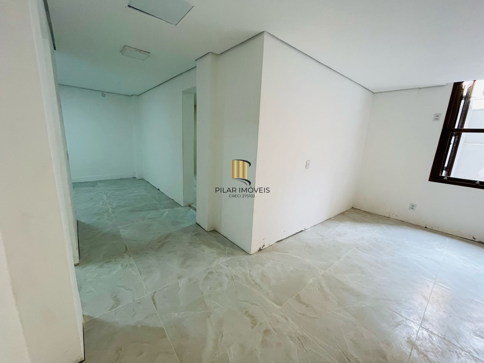 Apartamento Bairro centro- 3 dormitórios ,Sendo 1 suíte.