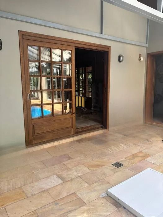 Residência de Luxo em Condomínio Fechado com 4 Dormitórios, 3 Suítes e Área de Lazer Privativa – São Lucas, Viamão/RS