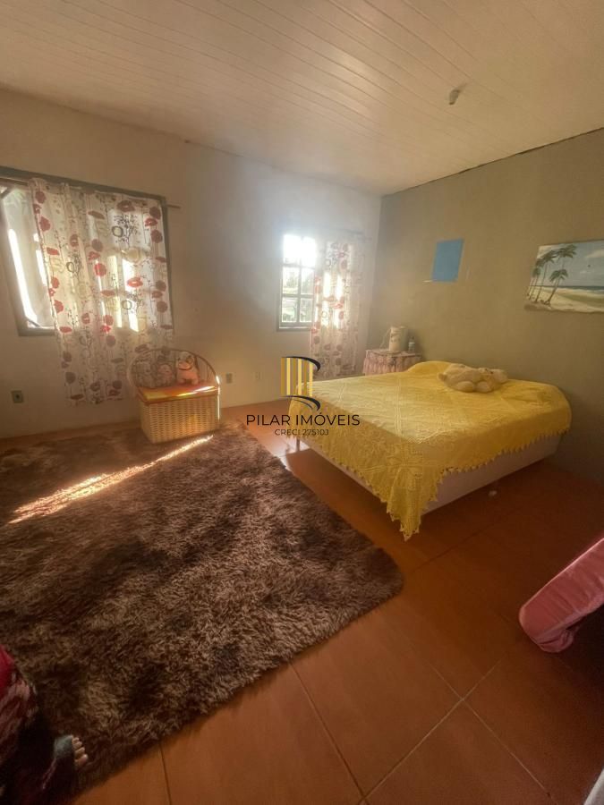 Casa 2 dormitórios bairro Lami