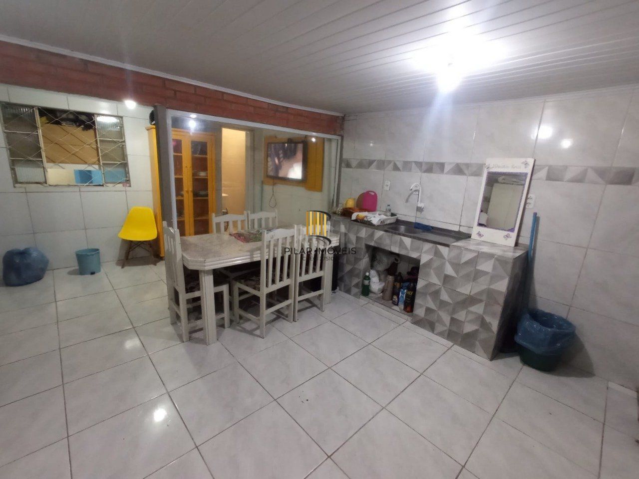 Casa no bairro Hípica - 3 dormitórios