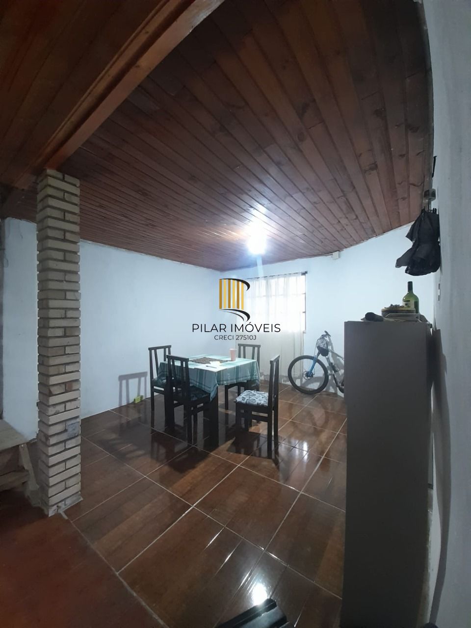 Casa no Bairro Hípica- 3 Dormitórios