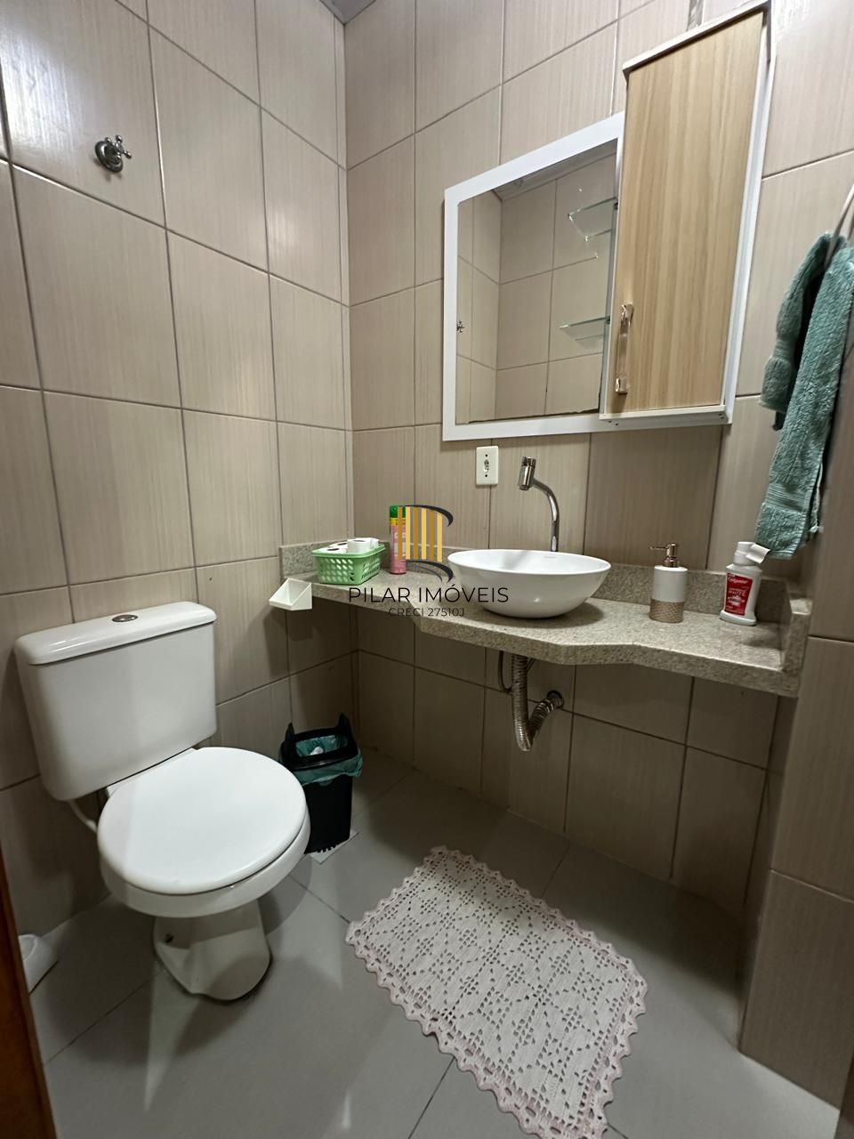 CASA DE ESQUINA NO MORADAS DO SUL - 4 DORMITÓRIOS