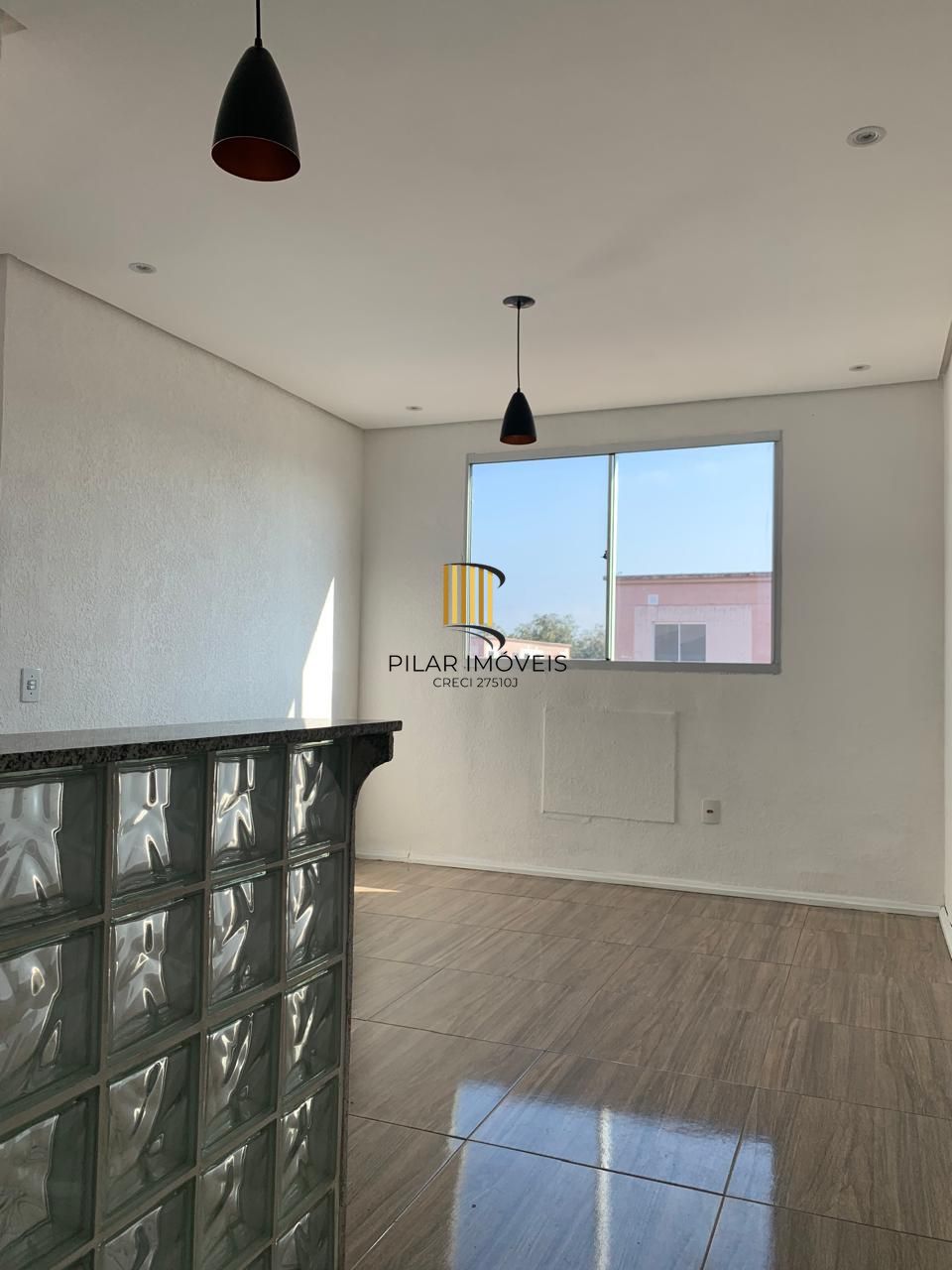Apartamento no bairro Hípica - 2 dormitórios - 1 vaga