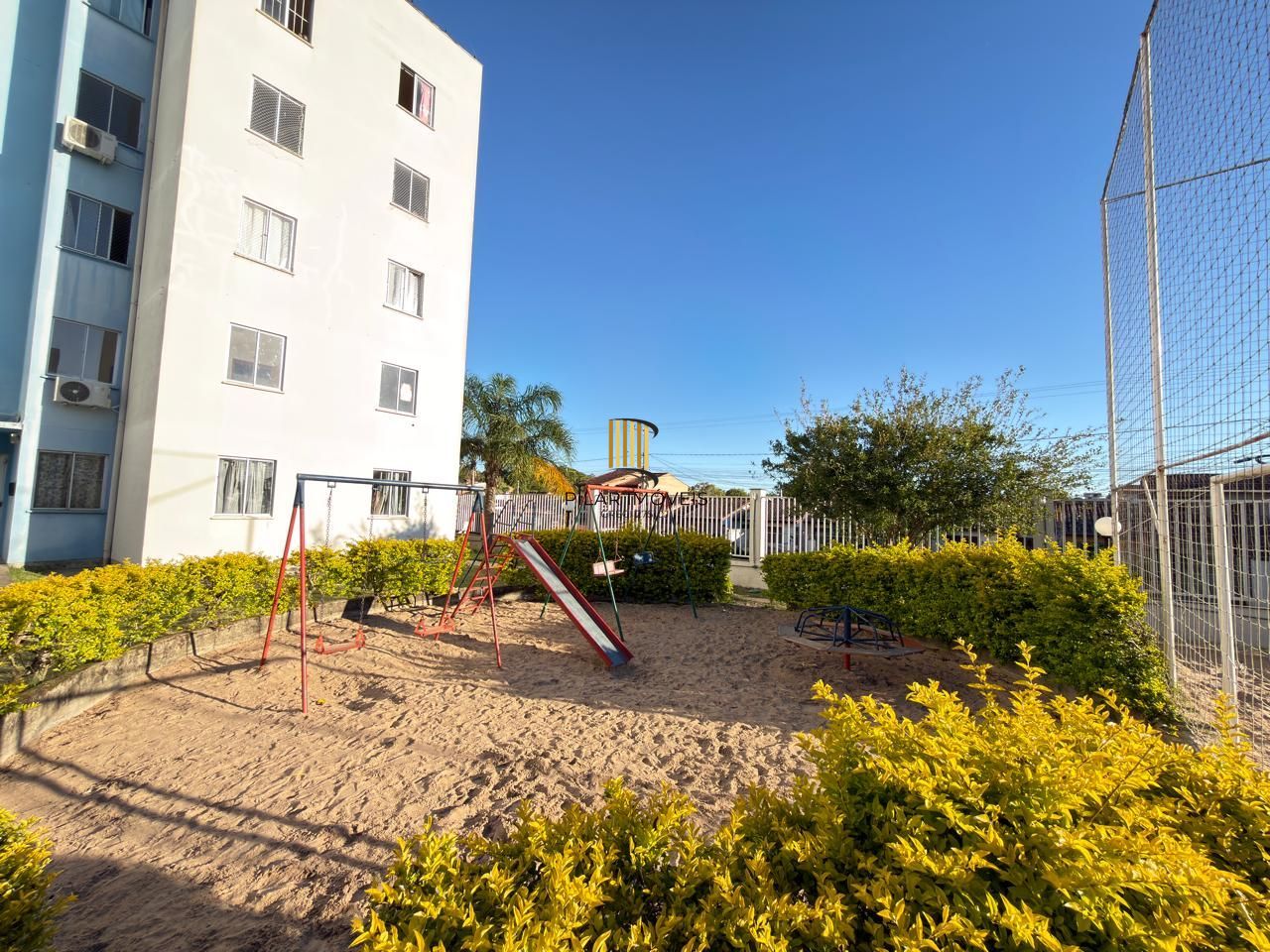 Apartamento 2 dormitórios na restinga