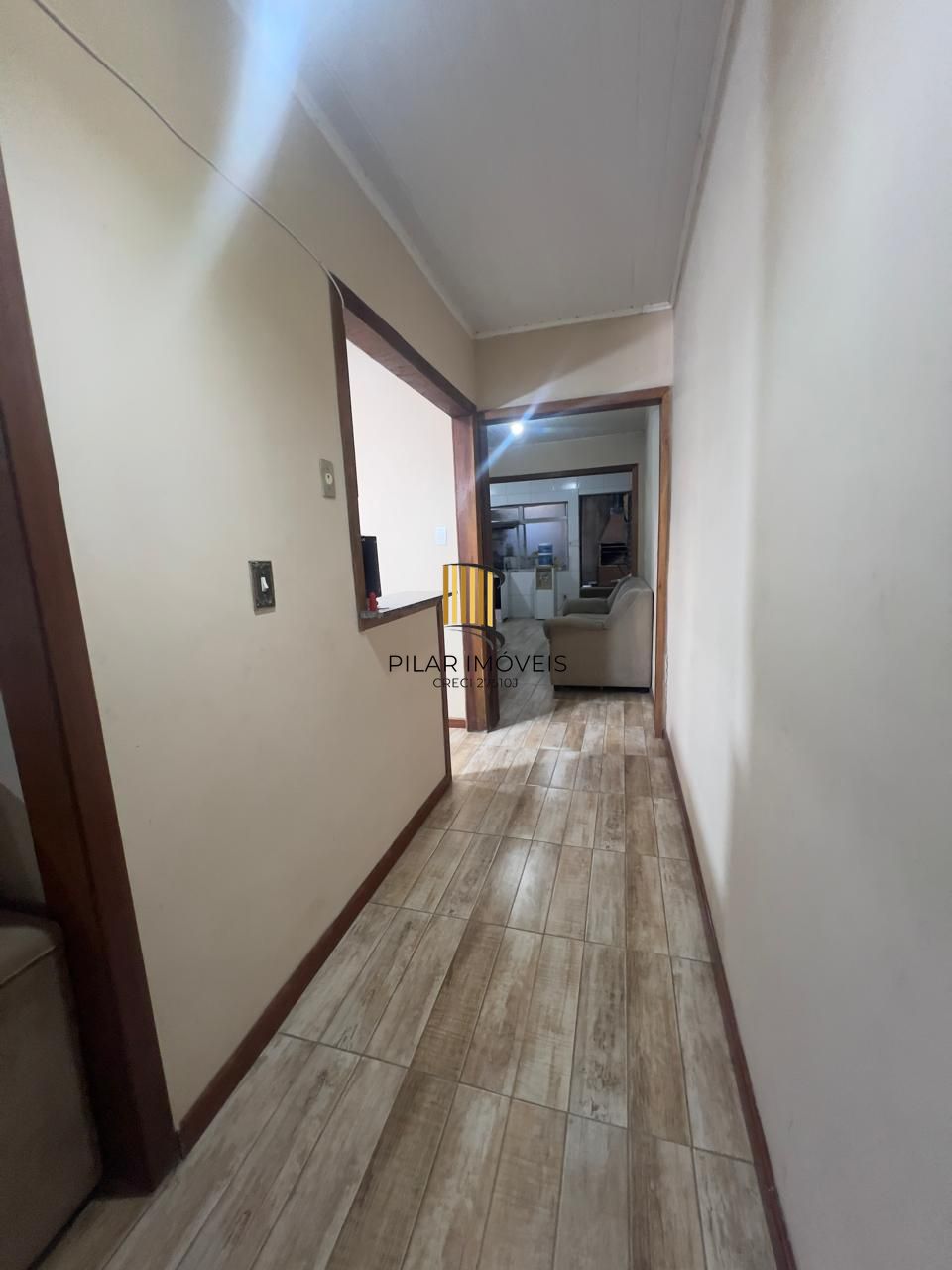 Casa a venda no Bairro Hípica - 3 dormitórios - 2 vagas