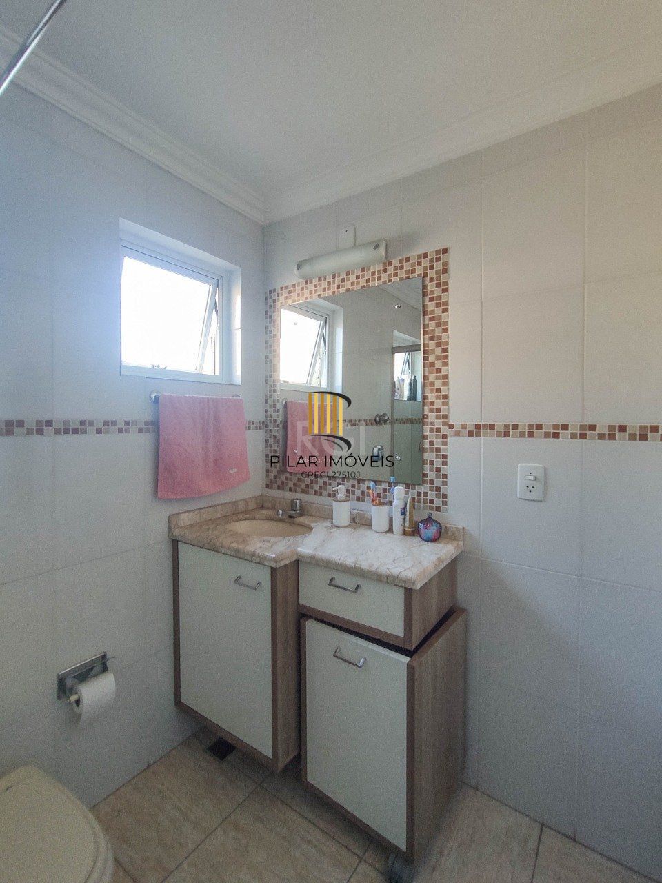 Apartamento no bairro Menino Deus - 2 dormitórios