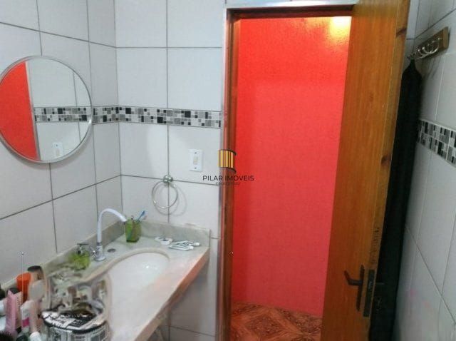 Casa no bairro Hípica - 3 dormitórios