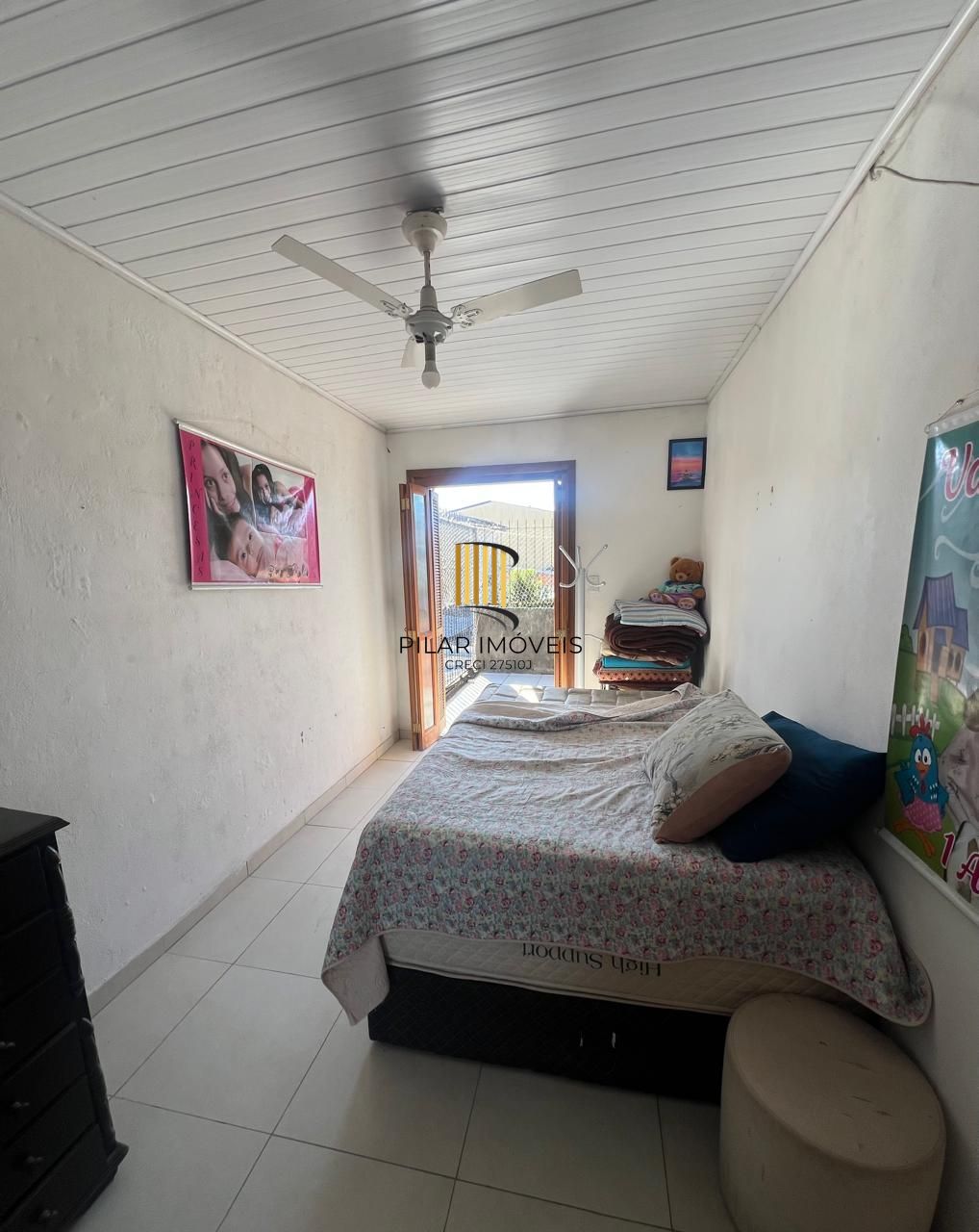 Casa a venda no Bairro Hípica - 3 dormitórios - 2 vagas