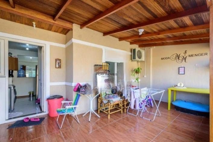 Casa com piscina no bairro Hípica - Moradas do Sul