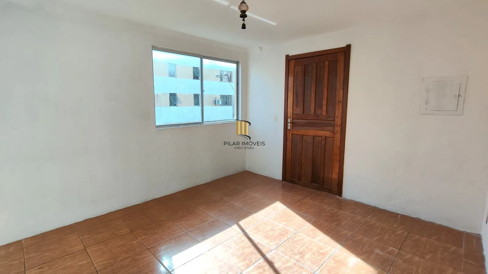 Apartamento na Restinga - 2 Dormitórios