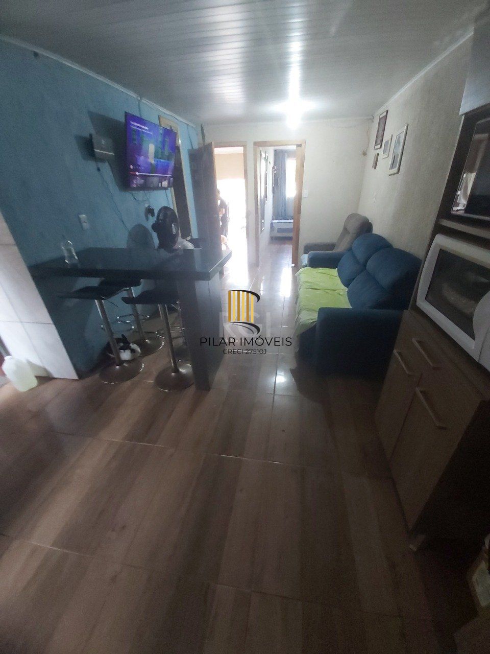 Casa 2 dormitórios no bairro Hípica