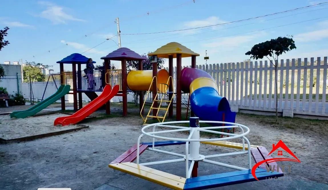 Apartamento de 2 dormitórios no Bairro Cavalhada