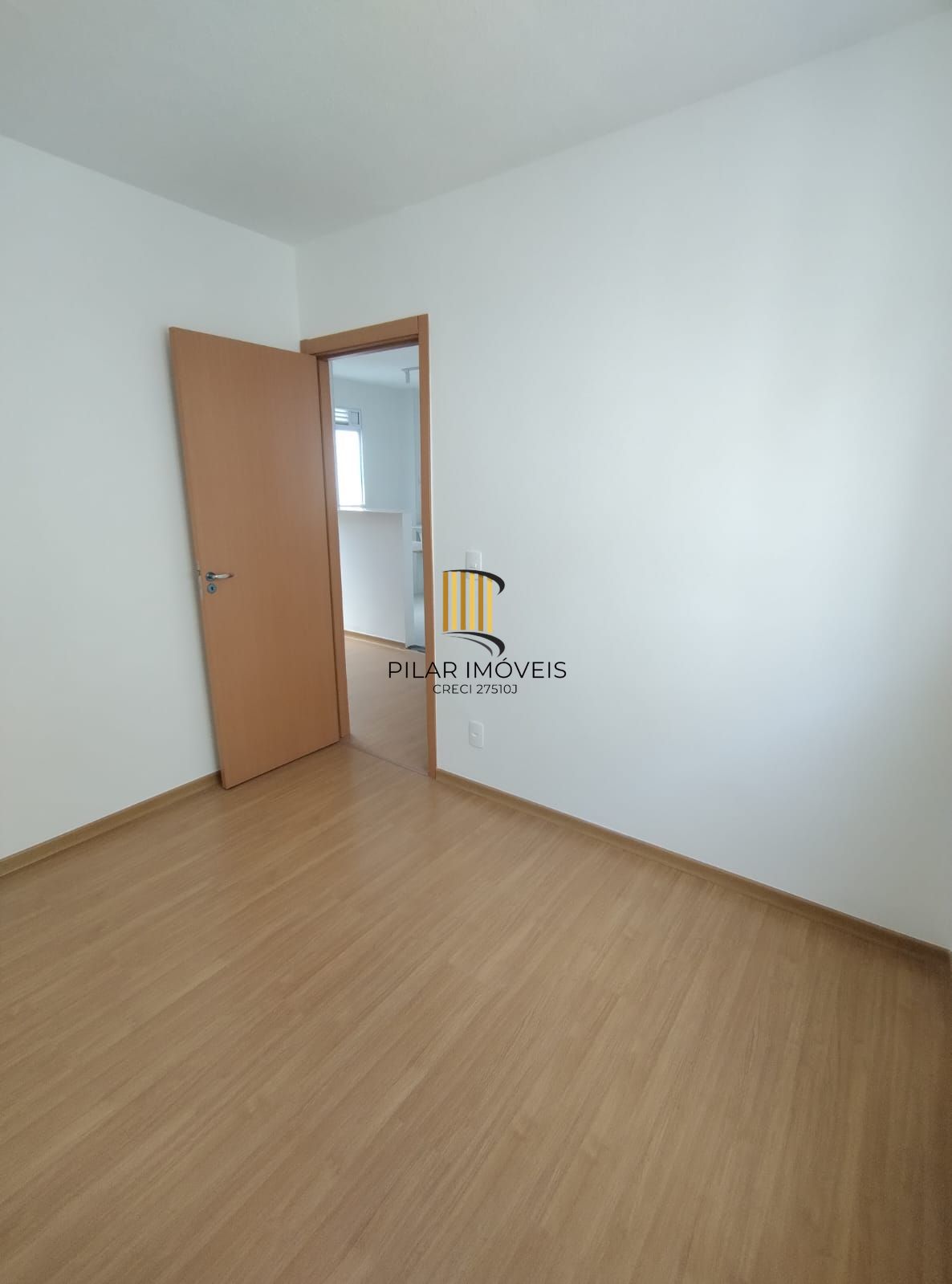 Apartamento de 2 Dormitórios Localizado na Av.Protasio