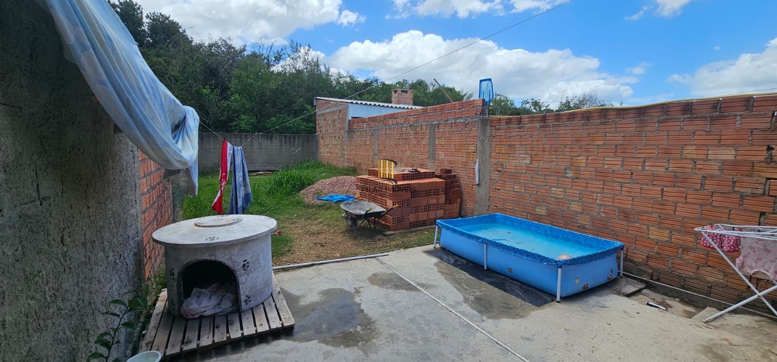 Casa 2 dormitórios Restinga