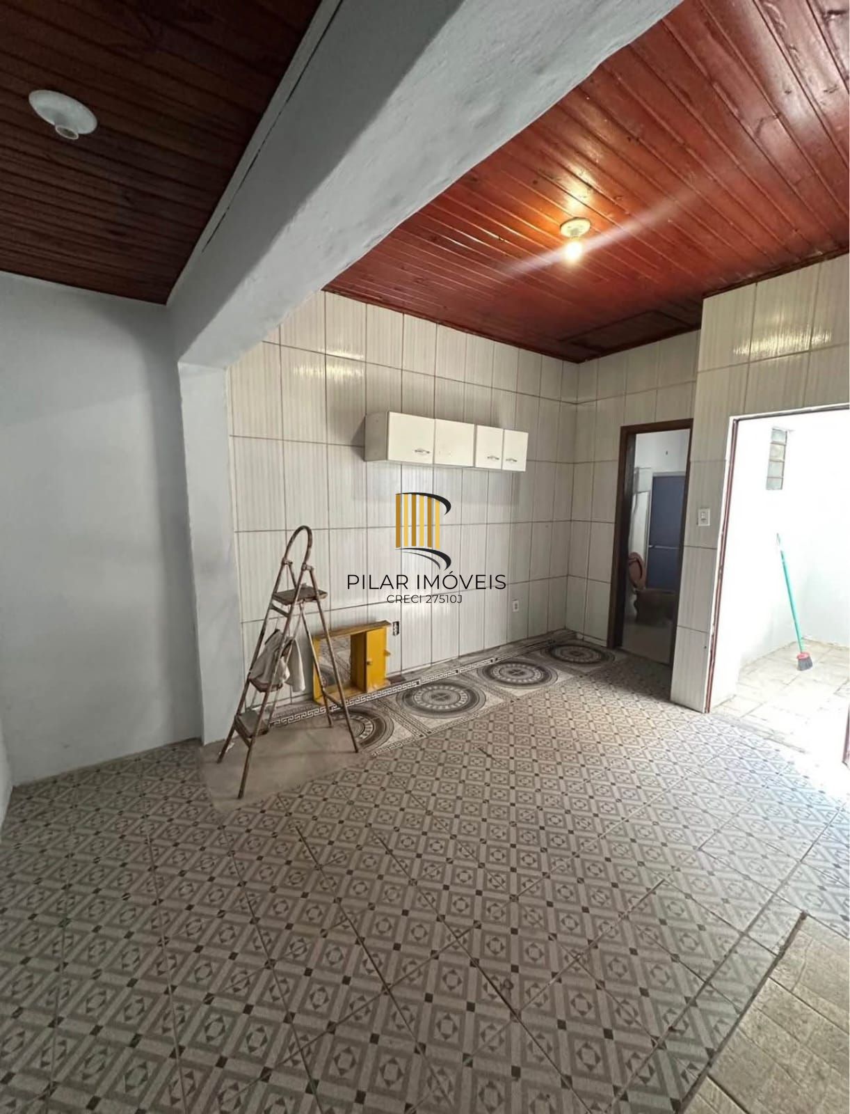 Excelente casa térrea 2 dormitórios Bairro Restinga