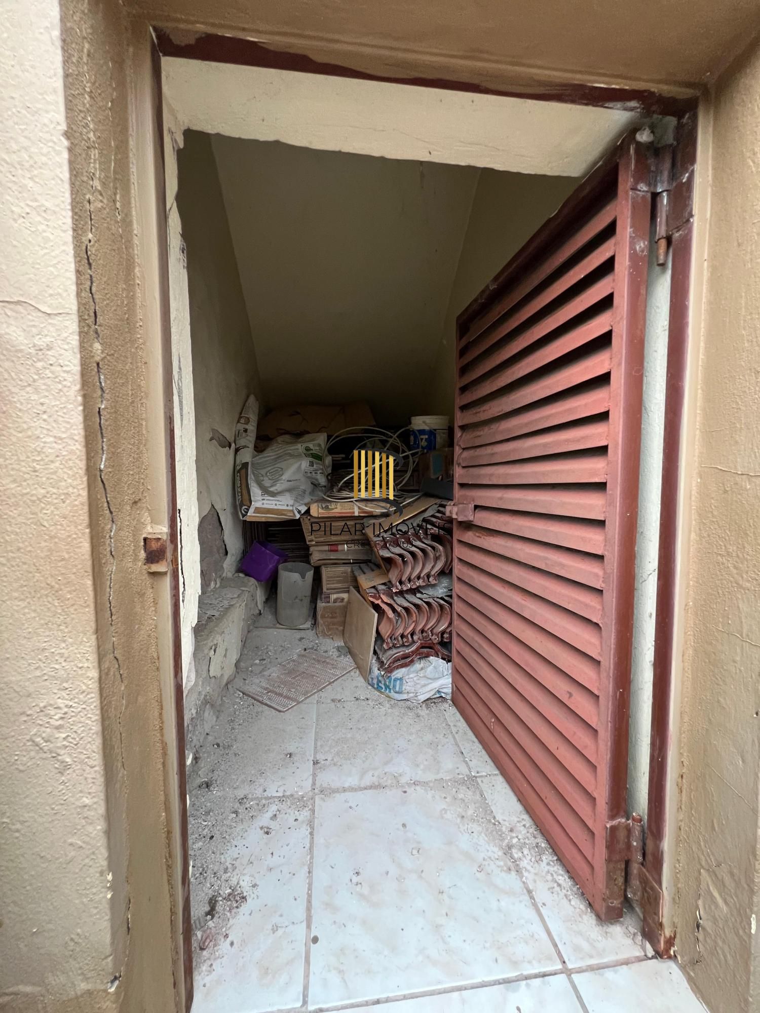 Casa Residencial Semimobiliada com 2 Suítes e Piscina em Viamão, RS