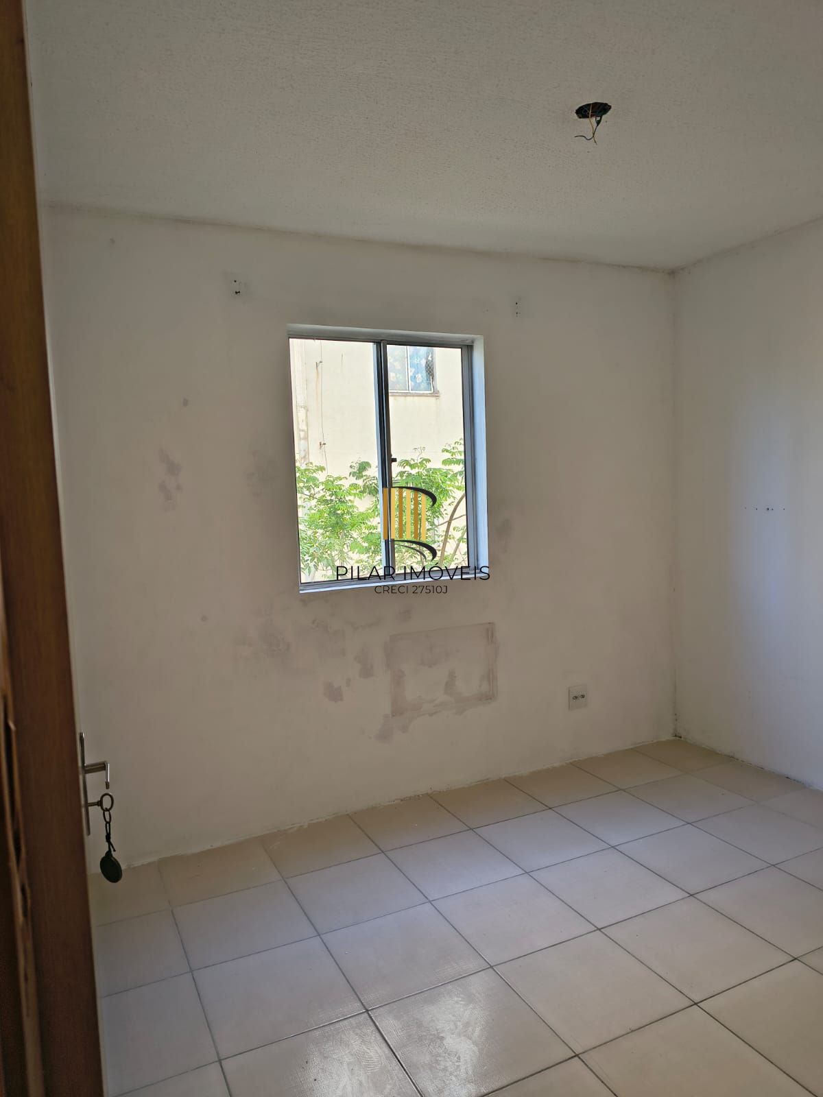 Apartamento no bairro Restinga - 2 dormitórios - 1 vaga de garagem