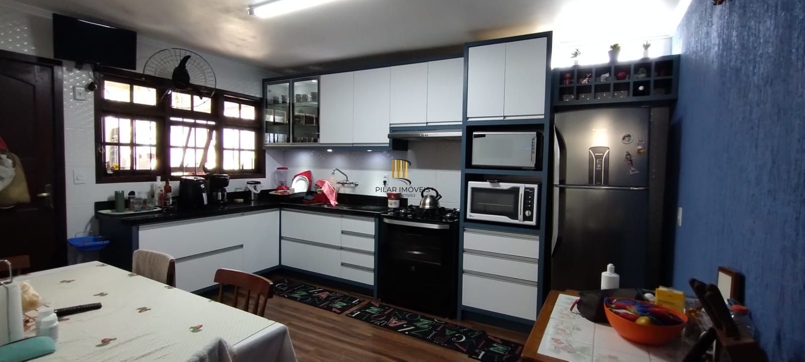 Casa 3 dormitórios no bairro Ipanema