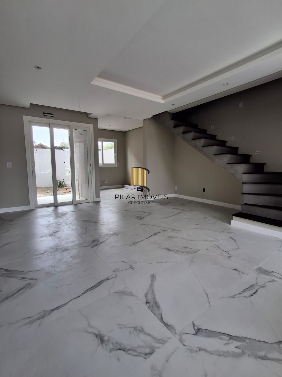 Casa 3 dormitórios no bairro Aberta dos Morros