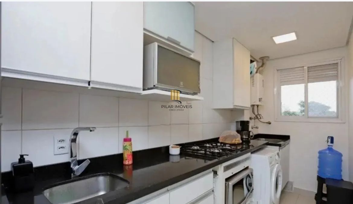 Ótimo apartamento de 2 dormitórios localizado no Bairro Vila Nova