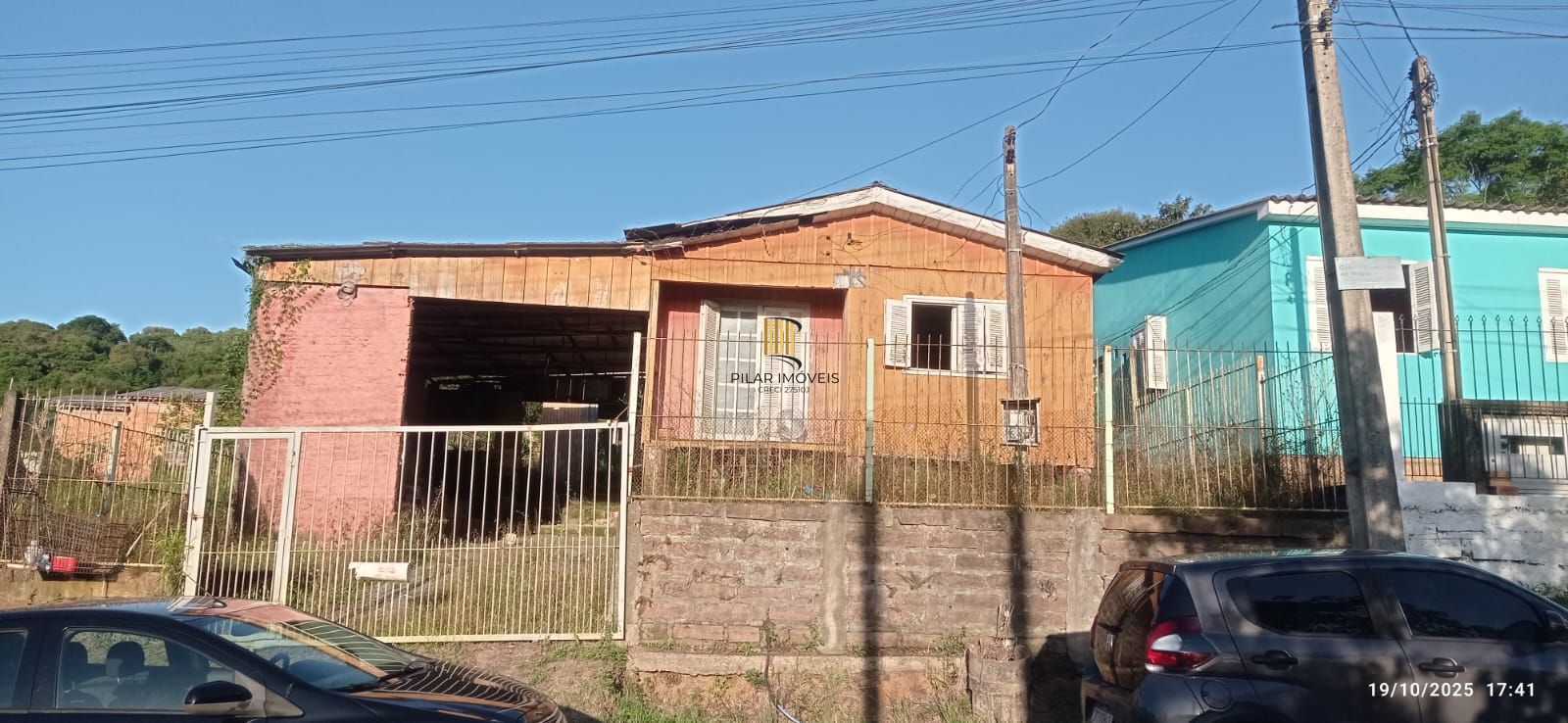 Casa no bairro Pitinga - 3 dormitórios - 2 banheiros