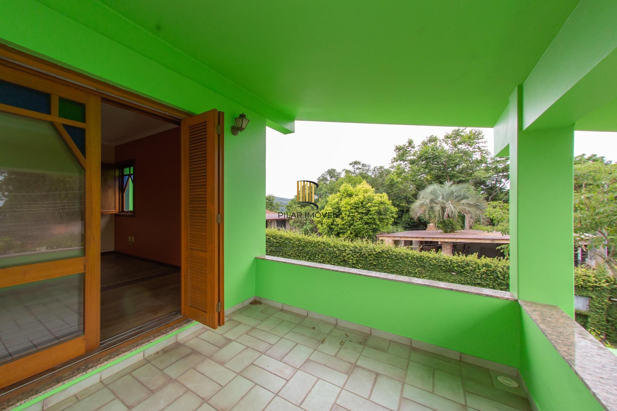 Casa com 3 quartos e 185m² à venda em Vila Nova