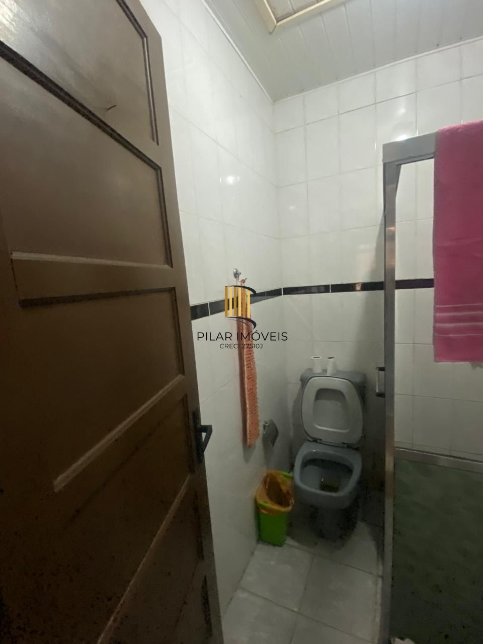 Ótima casa no bairro restinga de 4 dormitórios