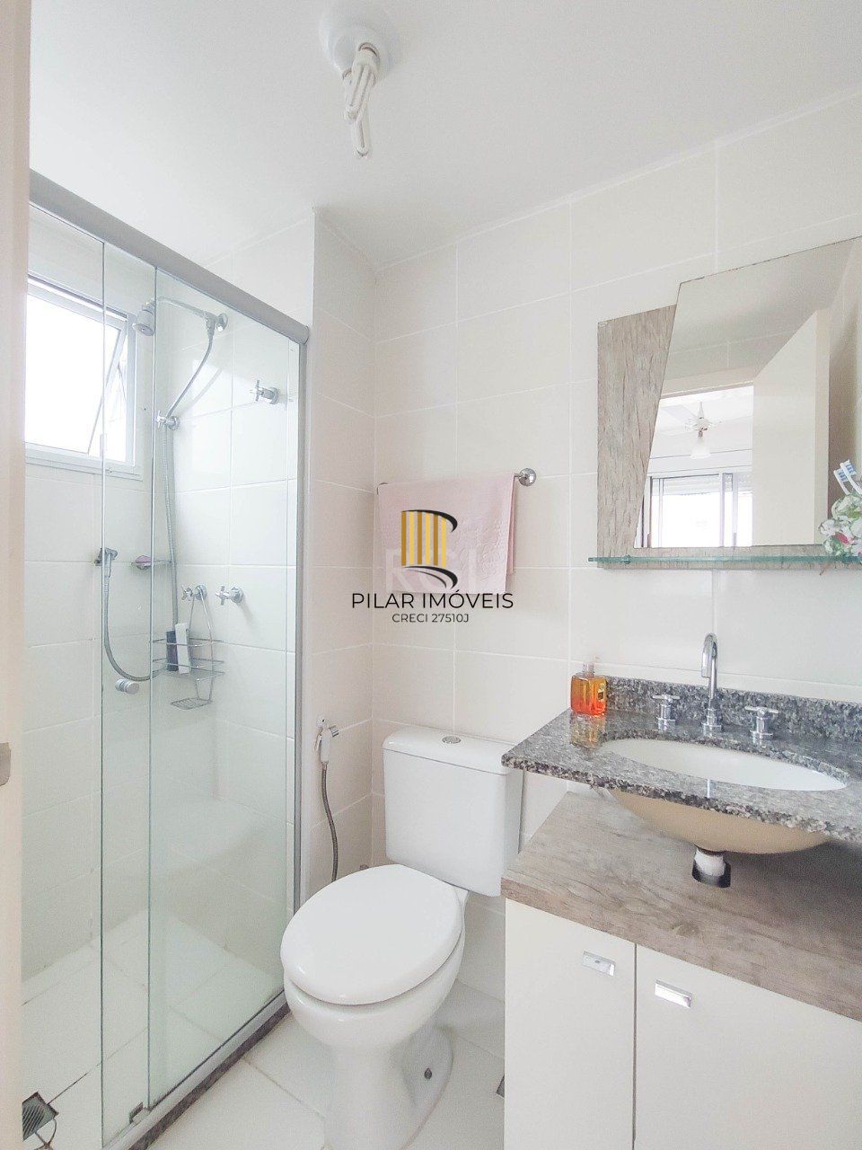 Apartamento no bairro Cristal - 3 dormitórios