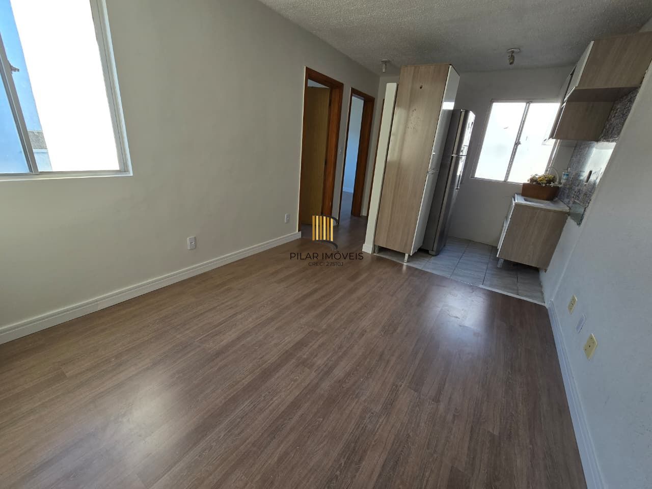 Apartamento no bairro Restinga semi mobiliado - 2 dormitórios - 1 vaga - Pilar Imóveis