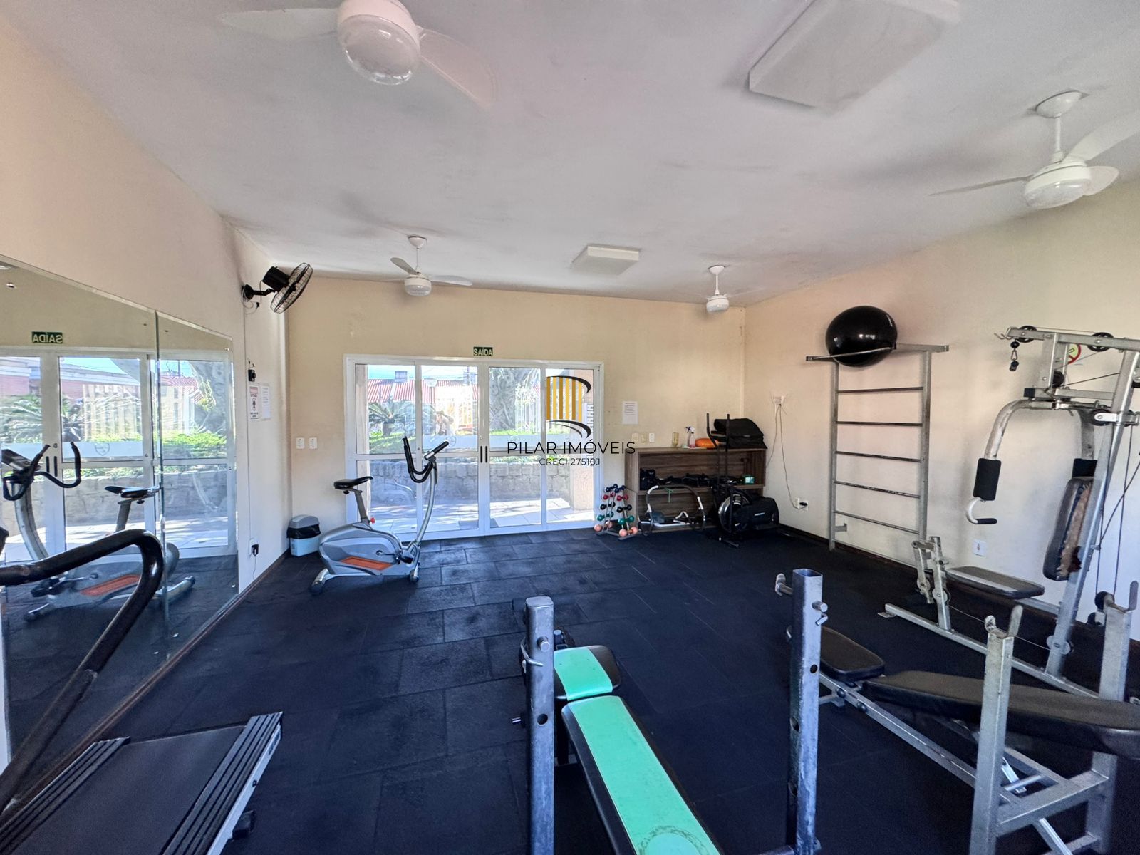 Casa em condominio fechado de 2 dormitorios MOBILIADA!